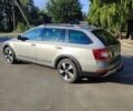Шкода Октавия Скаут 2014 в Черновцах на Automoto.ua Серый Шкода Октавия Скаут, объемом двигателя 1.97 л и пробегом 192 тыс. км за 15950 $, фото 16 на Automoto.ua