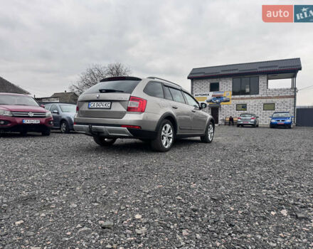 Серый Шкода Октавия Скаут, объемом двигателя 2 л и пробегом 220 тыс. км за 15700 $, фото 15 на Automoto.ua