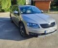 Шкода Октавия Скаут 2014 в Черновцах на Automoto.ua Серый Шкода Октавия Скаут, объемом двигателя 1.97 л и пробегом 192 тыс. км за 15950 $, фото 15 на Automoto.ua