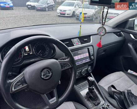 Серый Шкода Октавия Скаут, объемом двигателя 2 л и пробегом 220 тыс. км за 15700 $, фото 30 на Automoto.ua