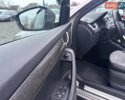 Серый Шкода Октавия Скаут, объемом двигателя 2 л и пробегом 220 тыс. км за 15700 $, фото 32 на Automoto.ua