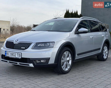 Сірий Шкода Octavia Scout, об'ємом двигуна 1.97 л та пробігом 270 тис. км за 15950 $, фото 2 на Automoto.ua