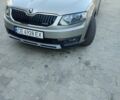 Шкода Октавия Скаут 2014 в Черновцах на Automoto.ua Серый Шкода Октавия Скаут, объемом двигателя 1.97 л и пробегом 192 тыс. км за 15950 $, фото 1 на Automoto.ua