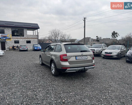 Серый Шкода Октавия Скаут, объемом двигателя 2 л и пробегом 220 тыс. км за 15700 $, фото 25 на Automoto.ua