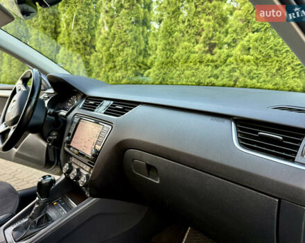 Сірий Шкода Octavia Scout, об'ємом двигуна 2 л та пробігом 216 тис. км за 15499 $, фото 53 на Automoto.ua