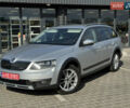 Сірий Шкода Octavia Scout, об'ємом двигуна 2 л та пробігом 290 тис. км за 15999 $, фото 1 на Automoto.ua