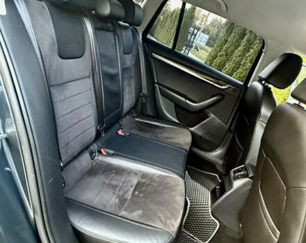 Сірий Шкода Octavia Scout, об'ємом двигуна 2 л та пробігом 216 тис. км за 15499 $, фото 52 на Automoto.ua