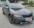 Сірий Шкода Octavia Scout, об'ємом двигуна 2 л та пробігом 220 тис. км за 18900 $, фото 1 на Automoto.ua
