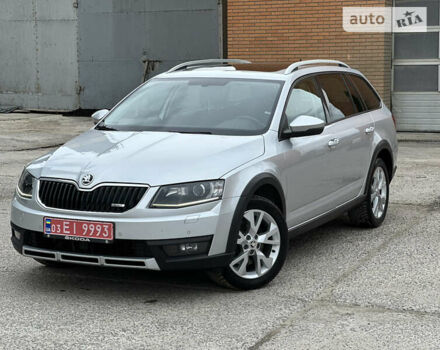 Сірий Шкода Octavia Scout, об'ємом двигуна 2 л та пробігом 269 тис. км за 16900 $, фото 1 на Automoto.ua