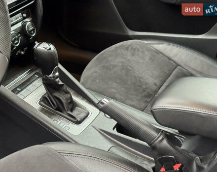 Серый Шкода Октавия Скаут, объемом двигателя 2 л и пробегом 251 тыс. км за 15950 $, фото 77 на Automoto.ua