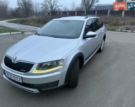 Сірий Шкода Octavia Scout, об'ємом двигуна 2 л та пробігом 270 тис. км за 15700 $, фото 2 на Automoto.ua