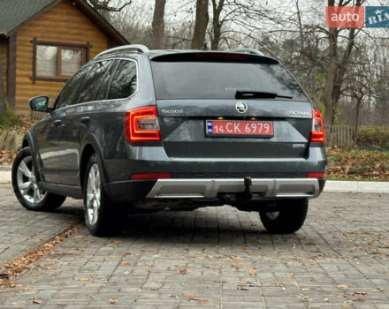 Серый Шкода Октавия Скаут, объемом двигателя 2 л и пробегом 251 тыс. км за 15950 $, фото 52 на Automoto.ua