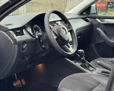 Серый Шкода Октавия Скаут, объемом двигателя 2 л и пробегом 251 тыс. км за 15950 $, фото 69 на Automoto.ua