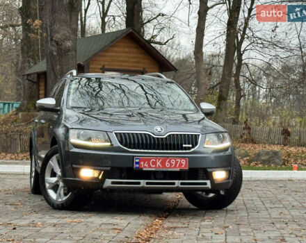 Серый Шкода Октавия Скаут, объемом двигателя 2 л и пробегом 251 тыс. км за 15950 $, фото 16 на Automoto.ua