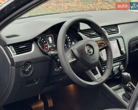 Серый Шкода Октавия Скаут, объемом двигателя 2 л и пробегом 251 тыс. км за 15950 $, фото 75 на Automoto.ua