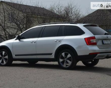 Сірий Шкода Octavia Scout, об'ємом двигуна 2 л та пробігом 291 тис. км за 13300 $, фото 10 на Automoto.ua