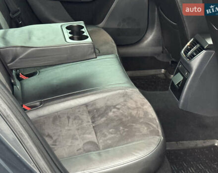 Серый Шкода Октавия Скаут, объемом двигателя 2 л и пробегом 251 тыс. км за 15950 $, фото 109 на Automoto.ua