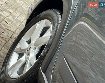 Серый Шкода Октавия Скаут, объемом двигателя 2 л и пробегом 251 тыс. км за 15950 $, фото 28 на Automoto.ua