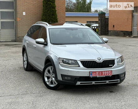 Сірий Шкода Octavia Scout, об'ємом двигуна 2 л та пробігом 269 тис. км за 16900 $, фото 3 на Automoto.ua