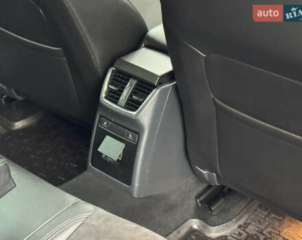Серый Шкода Октавия Скаут, объемом двигателя 2 л и пробегом 251 тыс. км за 15950 $, фото 114 на Automoto.ua