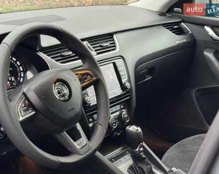 Серый Шкода Октавия Скаут, объемом двигателя 2 л и пробегом 251 тыс. км за 15950 $, фото 76 на Automoto.ua