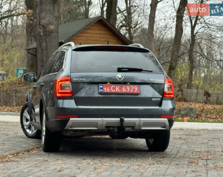 Серый Шкода Октавия Скаут, объемом двигателя 2 л и пробегом 251 тыс. км за 15950 $, фото 51 на Automoto.ua