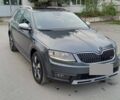 Сірий Шкода Octavia Scout, об'ємом двигуна 2 л та пробігом 220 тис. км за 17900 $, фото 1 на Automoto.ua