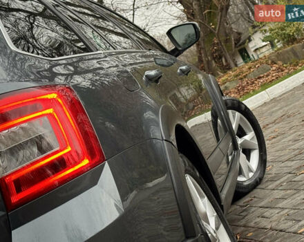 Серый Шкода Октавия Скаут, объемом двигателя 2 л и пробегом 251 тыс. км за 15950 $, фото 43 на Automoto.ua