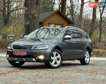Серый Шкода Октавия Скаут, объемом двигателя 2 л и пробегом 251 тыс. км за 15950 $, фото 4 на Automoto.ua