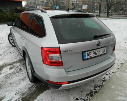 Сірий Шкода Octavia Scout, об'ємом двигуна 2 л та пробігом 320 тис. км за 15436 $, фото 3 на Automoto.ua