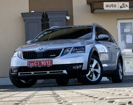 Сірий Шкода Octavia Scout, об'ємом двигуна 2 л та пробігом 199 тис. км за 17799 $, фото 40 на Automoto.ua