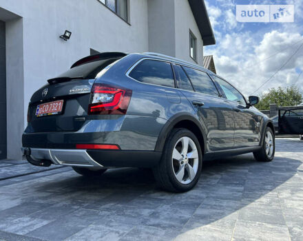 Сірий Шкода Octavia Scout, об'ємом двигуна 0 л та пробігом 193 тис. км за 22222 $, фото 14 на Automoto.ua