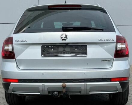 Сірий Шкода Octavia Scout, об'ємом двигуна 2 л та пробігом 65 тис. км за 15200 $, фото 7 на Automoto.ua