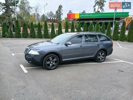 Шкода Октавия Скаут 2007 в Киеве на Automoto.ua Серый Шкода Октавия Скаут, объемом двигателя 2 л и пробегом 248 тыс. км за 4999 $, фото 1 на Automoto.ua