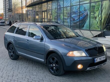 Сірий Шкода Octavia Scout, об'ємом двигуна 2 л та пробігом 370 тис. км за 8300 $, фото 1 на Automoto.ua