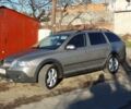 Сірий Шкода Octavia Scout, об'ємом двигуна 2 л та пробігом 215 тис. км за 8500 $, фото 1 на Automoto.ua