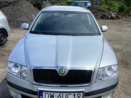Шкода Октавия Скаут 2008 в Запорожье на Automoto.ua Серый Шкода Октавия Скаут, объемом двигателя 2 л и пробегом 280 тыс. км за 3550 $, фото 1 на Automoto.ua