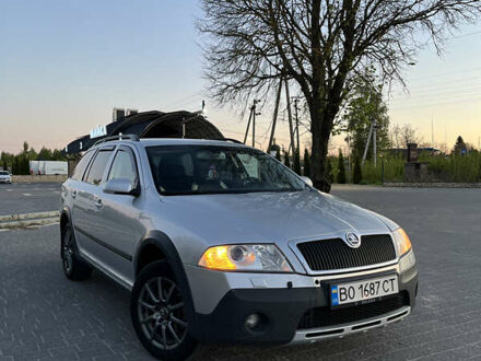 Сірий Шкода Octavia Scout, об'ємом двигуна 1.97 л та пробігом 320 тис. км за 7600 $, фото 1 на Automoto.ua