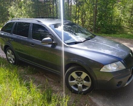 Сірий Шкода Octavia Scout, об'ємом двигуна 2 л та пробігом 350 тис. км за 6000 $, фото 1 на Automoto.ua