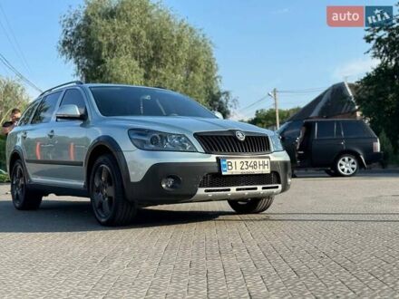 Шкода Октавия Скаут 2009 в Полтаве на Automoto.ua Серый Шкода Октавия Скаут, объемом двигателя 2 л и пробегом 280 тыс. км за 5300 $, фото 1 на Automoto.ua