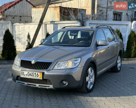 Сірий Шкода Octavia Scout, об'ємом двигуна 1.8 л та пробігом 202 тис. км за 8200 $, фото 1 на Automoto.ua
