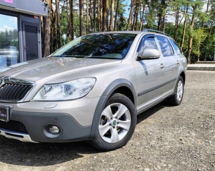 Сірий Шкода Octavia Scout, об'ємом двигуна 1.8 л та пробігом 262 тис. км за 8300 $, фото 1 на Automoto.ua