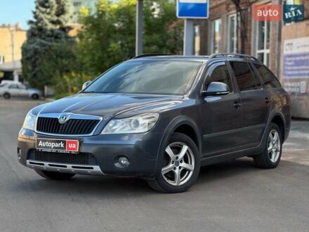 Шкода Octavia Scout 2011 у Києві на Automoto.ua Сірий Шкода Octavia Scout, об'ємом двигуна 1.8 л та пробігом 224 тис. км за 6990 $, фото 1 на Automoto.ua