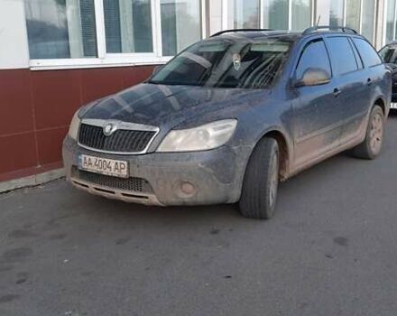 Сірий Шкода Octavia Scout, об'ємом двигуна 1.8 л та пробігом 390 тис. км за 7500 $, фото 1 на Automoto.ua
