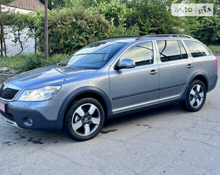 Сірий Шкода Octavia Scout, об'ємом двигуна 1.8 л та пробігом 185 тис. км за 10900 $, фото 1 на Automoto.ua