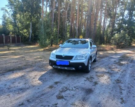 Сірий Шкода Octavia Scout, об'ємом двигуна 0 л та пробігом 224 тис. км за 7750 $, фото 1 на Automoto.ua