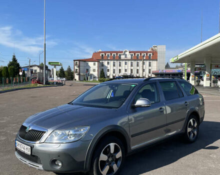 Сірий Шкода Octavia Scout, об'ємом двигуна 1.8 л та пробігом 193 тис. км за 10200 $, фото 1 на Automoto.ua