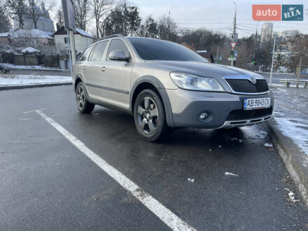 Шкода Октавия Скаут 2013 в Виннице на Automoto.ua Серый Шкода Октавия Скаут, объемом двигателя 1.97 л и пробегом 290 тыс. км за 11200 $, фото 1 на Automoto.ua