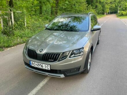 Сірий Шкода Octavia Scout, об'ємом двигуна 2 л та пробігом 260 тис. км за 17600 $, фото 1 на Automoto.ua