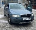 Синий Шкода Октавия Скаут, объемом двигателя 2 л и пробегом 260 тыс. км за 2875 $, фото 1 на Automoto.ua